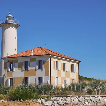Cozy Two-bedroom In A Seafront Building Apartmán Bibione